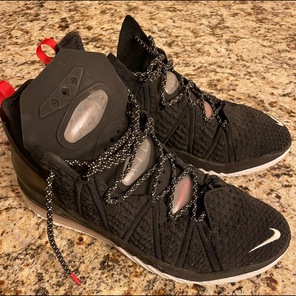 Nike Lebron 18 basketball shoes